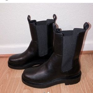H&M tall Chelsea boots blogger fav